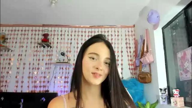 Image 8 of lucyy_tayy Stream on Chaturbate on 2 months ago