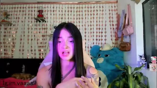 Image 3 of lucyy_tayy Stream on Chaturbate on 2 months ago