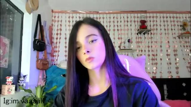 Image 4 of lucyy_tayy Stream on Chaturbate on 2 months ago