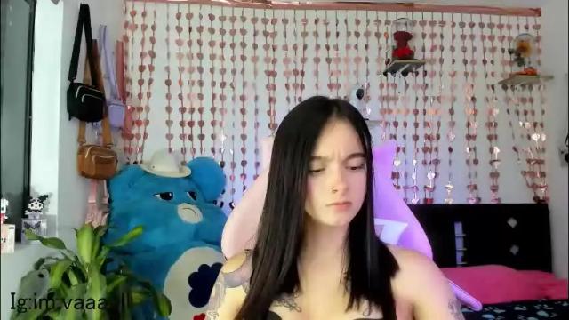 Image 11 of lucyy_tayy Stream on Chaturbate on 2 months ago