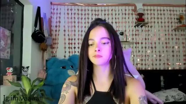 Image 6 of lucyy_tayy Stream on Chaturbate on 2 months ago