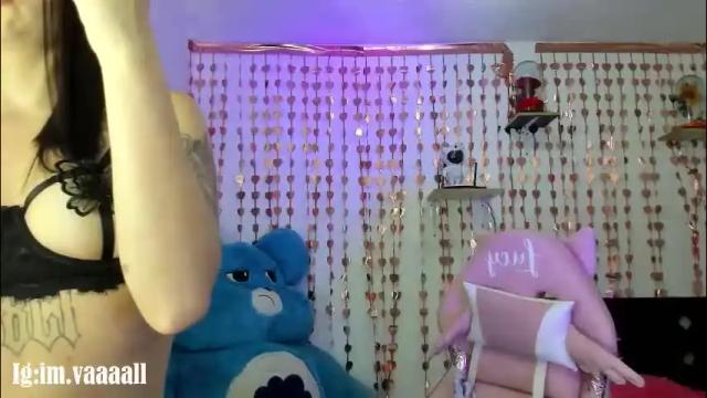 Image 3 of lucyy_tayy Stream on Chaturbate on 1 month ago