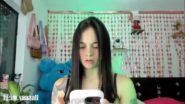 Image 4 of lucyy_tayy Stream on Chaturbate on 1 month ago