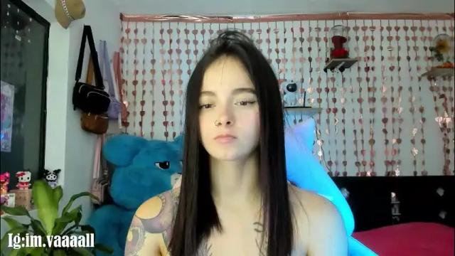 Image 12 of lucyy_tayy Stream on Chaturbate on 1 month ago