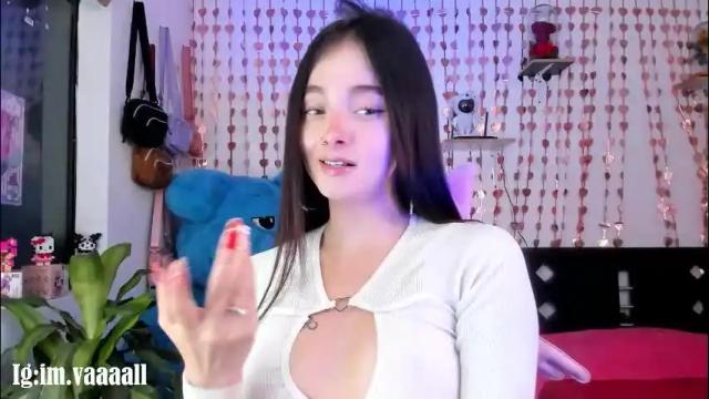 Image 7 of lucyy_tayy Stream on Chaturbate on 1 month ago