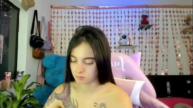 Image 11 of lucyy_tayy Stream on Chaturbate on 1 month ago