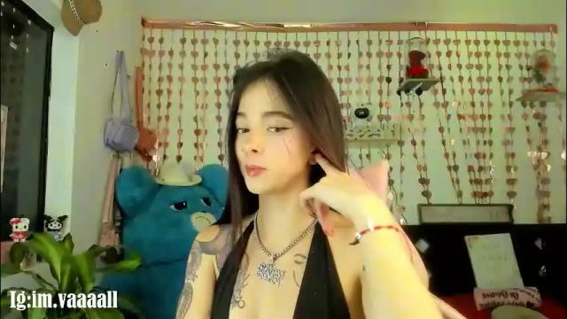 Image 4 of lucyy_tayy Stream on Chaturbate on 7 days ago