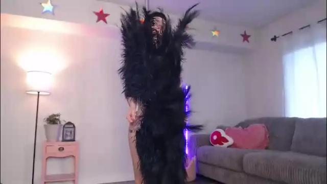 Image 7 of lucyyluvss Stream on Chaturbate on 9 days ago