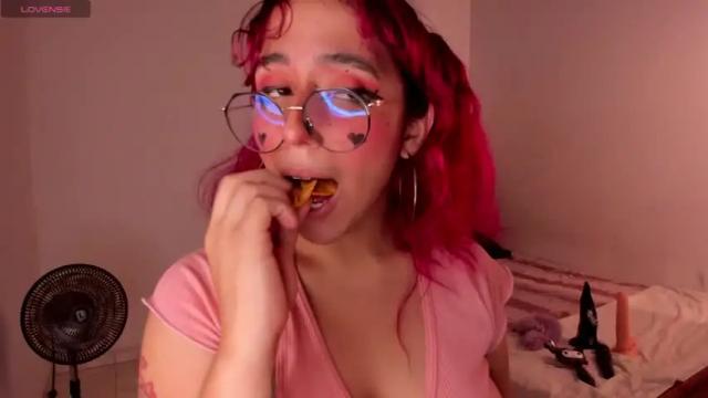 Thumbnail 2, ludovica6669's Stream at Chaturbate, 16 months ago