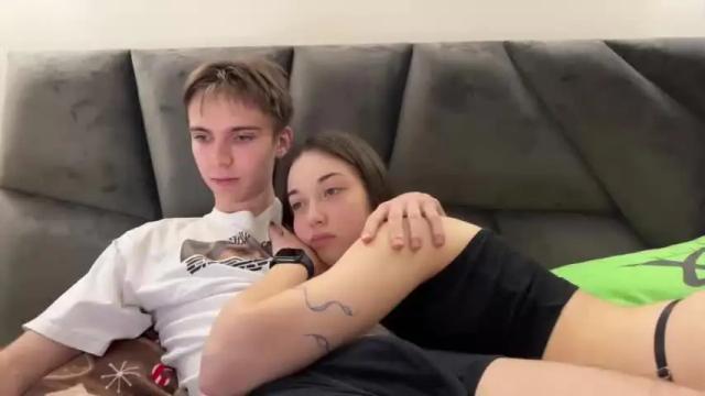 Image 3 of luis7777hui Stream on Chaturbate on 13 months ago