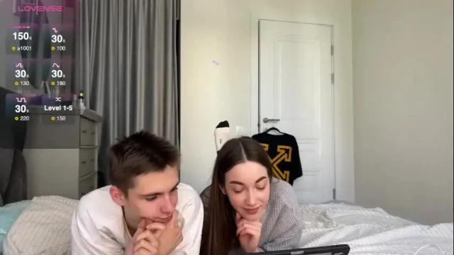 Image 6 of luis7777hui Stream on Chaturbate on 11 days ago