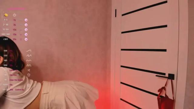 Thumbnail 1, luis_wood's Stream at Chaturbate, 17 months ago