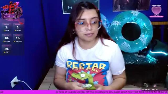 Image 2 of luisa_bunny Stream on Chaturbate on 1 month ago