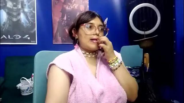 Image 2 of luisa_bunny Stream on Chaturbate on 14 days ago