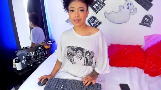 Thumbnail 1, luisa_cameron's Stream at Chaturbate, 26 months ago