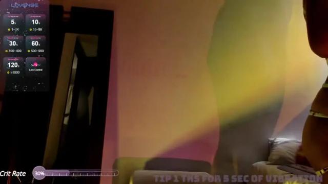 Image 6 of luisa_cameron Stream on Chaturbate on 25 months ago