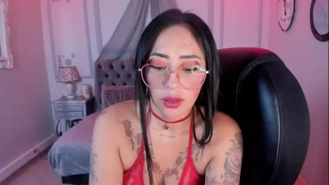 Image 3 of luisa_palmer__ Stream on Chaturbate on 2 months ago