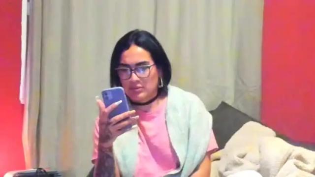 Image 4 of luisamonsterdick Stream on Chaturbate on 17 months ago