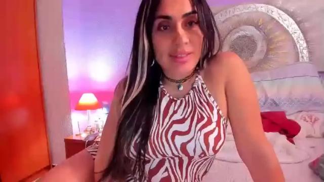 Image 11 of luisamonsterdick Stream on Chaturbate on 15 months ago