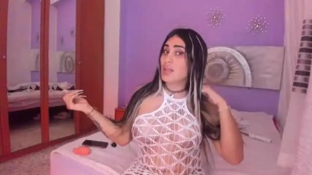 Image 8 of luisamonsterdick Stream on Chaturbate on 15 months ago