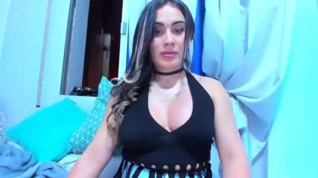 Image 2 of luisamonsterdick Stream on Chaturbate on 13 months ago