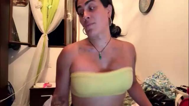 Image 2 of luisamonsterdick Stream on Chaturbate on 5 months ago