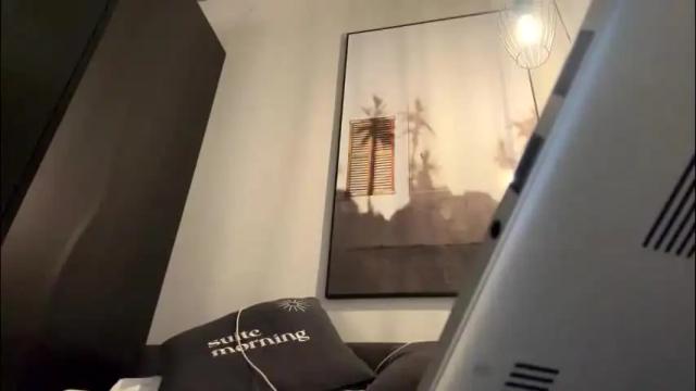 Image 3 of luisamonsterdick Stream on Chaturbate on 2 months ago