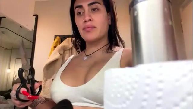 Image 4 of luisamonsterdick Stream on Chaturbate on 2 months ago