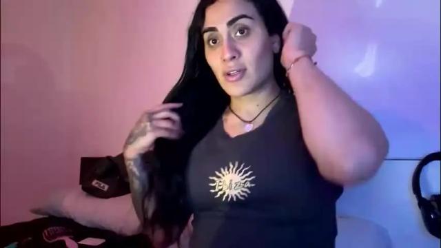 Image 2 of luisamonsterdick Stream on Chaturbate on 2 months ago