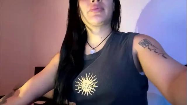 Image 6 of luisamonsterdick Stream on Chaturbate on 2 months ago