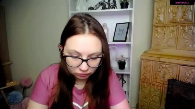 Image 4 of luizaheems_ Stream on Chaturbate on 18 days ago