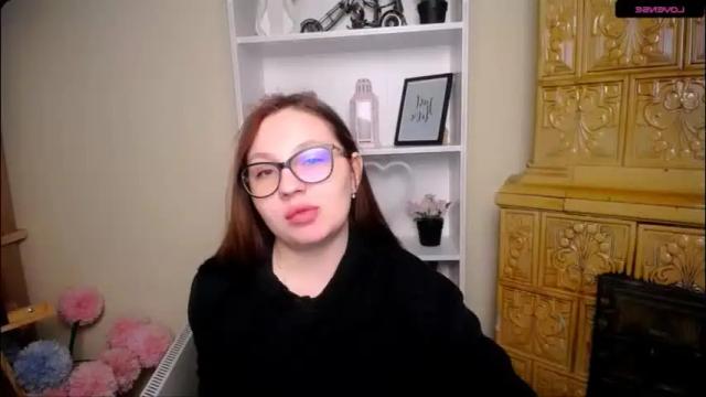 Image 4 of luizaheems_ Stream on Chaturbate on 17 days ago