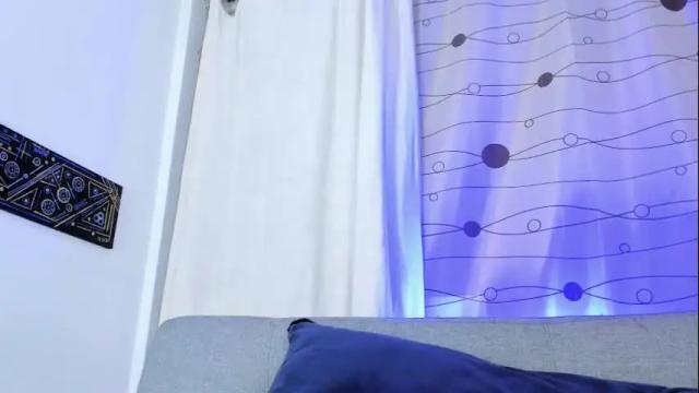 Image 10 of lukacastillo Stream on Chaturbate on 26 days ago