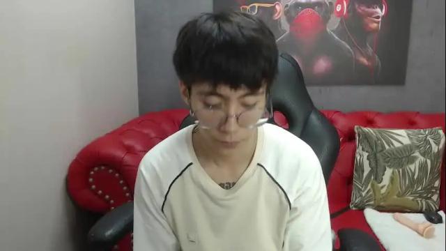 Image 6 of luke_morgans Stream on Chaturbate on 2 months ago