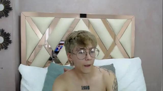 Image 11 of luke_morgans Stream on Chaturbate on 6 months ago