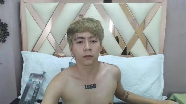 Image 11 of luke_morgans Stream on Chaturbate on 6 months ago