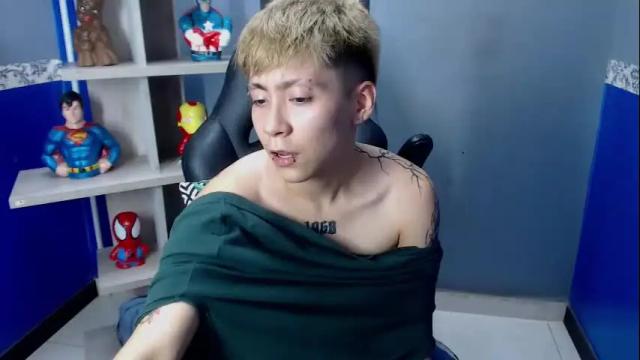 Image 2 of luke_morgans Stream on Chaturbate on 6 months ago