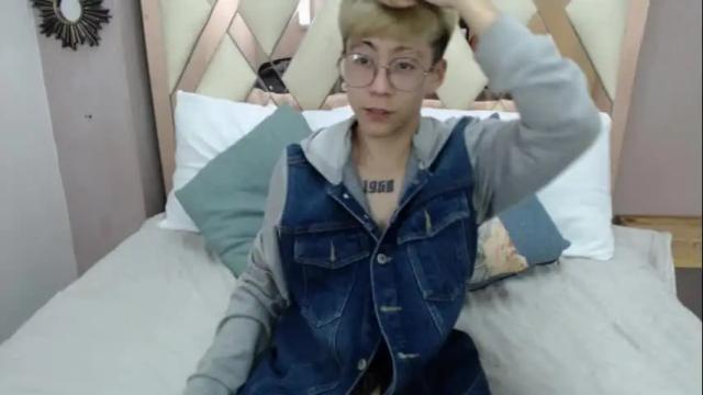 Image 3 of luke_morgans Stream on Chaturbate on 5 months ago