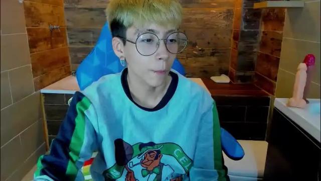 Image 10 of luke_morgans Stream on Chaturbate on 5 months ago