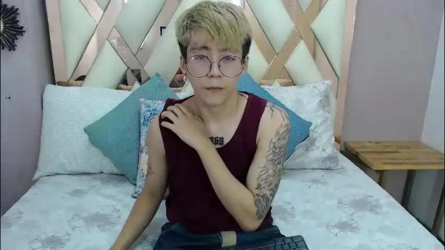 Image 2 of luke_morgans Stream on Chaturbate on 5 months ago