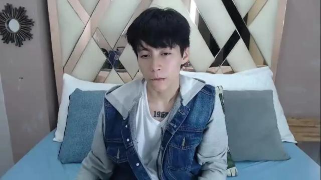 Image 2 of luke_morgans Stream on Chaturbate on 4 months ago