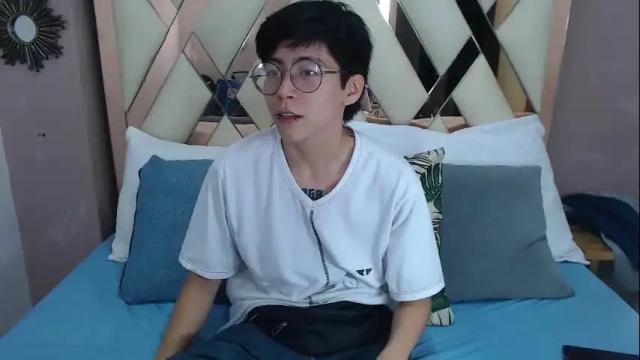 Image 3 of luke_morgans Stream on Chaturbate on 4 months ago