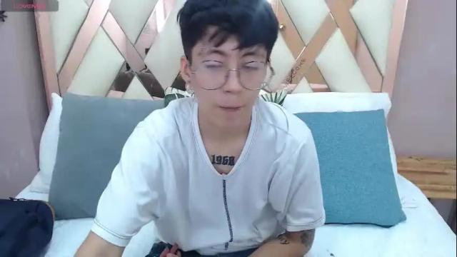 Image 7 of luke_morgans Stream on Chaturbate on 4 months ago