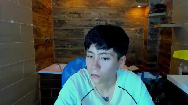 Image 2 of luke_morgans Stream on Chaturbate on 3 months ago