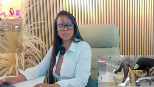 Image 3 of lulu_072 Stream on Chaturbate on 15 days ago