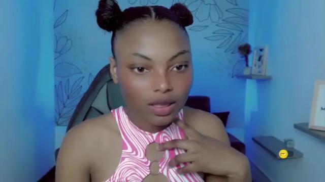Image 7 of lulu_grey Stream on Chaturbate on 19 months ago