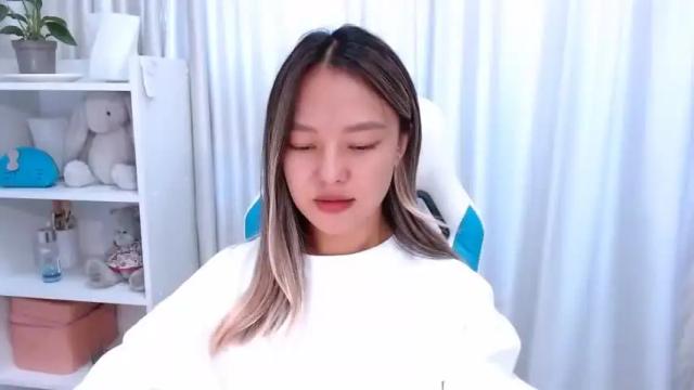 Image 8 of luluu_lika Stream on Chaturbate on 20 months ago