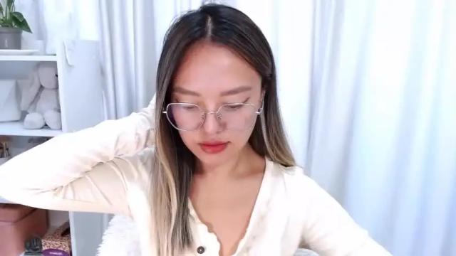 Image 11 of luluu_lika Stream on Chaturbate on 20 months ago