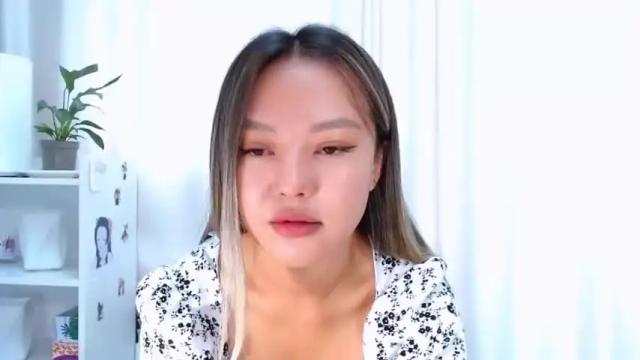 Image 12 of luluu_lika Stream on Chaturbate on 19 months ago