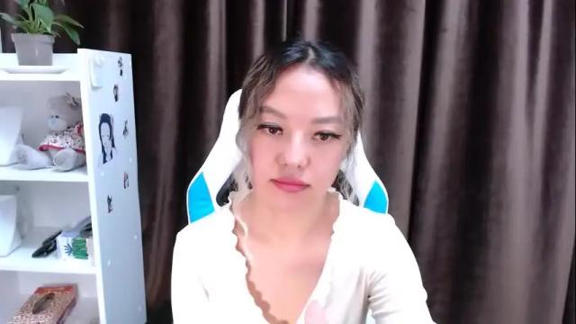 Image 12 of luluu_lika Stream on Chaturbate on 25 months ago